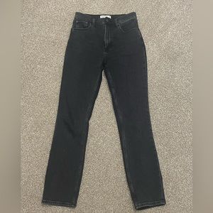 Abercrombie & Fitch- Women's Ultra High Rise 90s Slim Straight Jean - Black